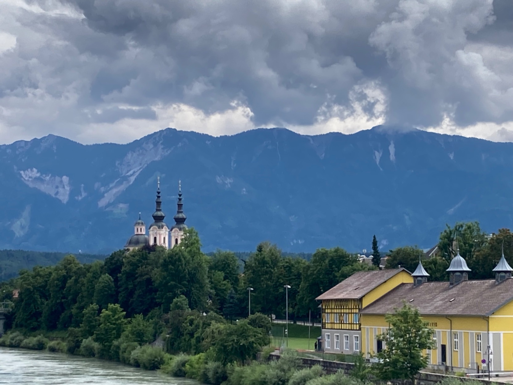 Villach a Karavanky